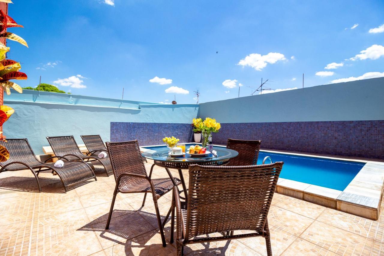 Hotel Dan Inn Barretos By Nacional Inn Екстер'єр фото