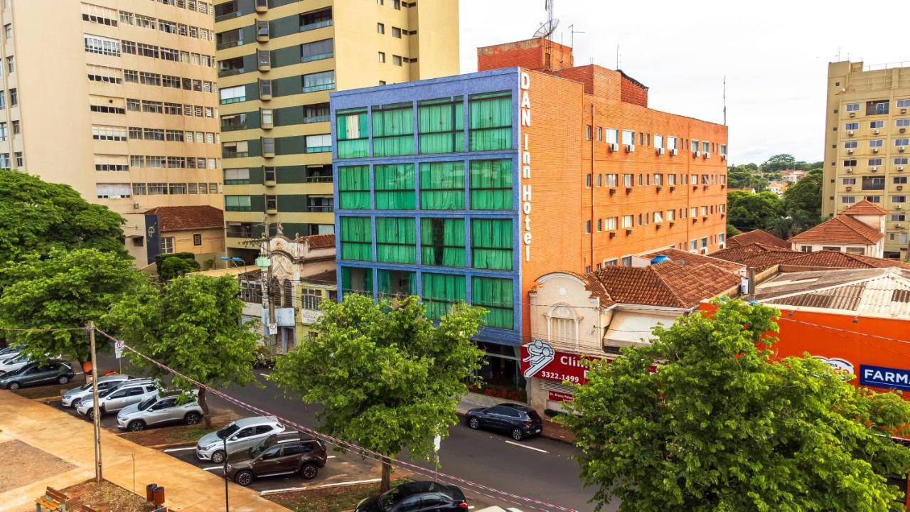 Hotel Dan Inn Barretos By Nacional Inn Екстер'єр фото
