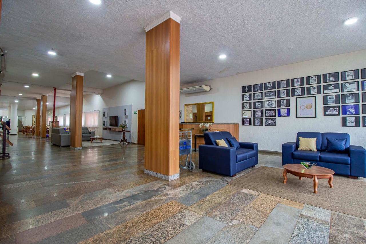 Hotel Dan Inn Barretos By Nacional Inn Екстер'єр фото