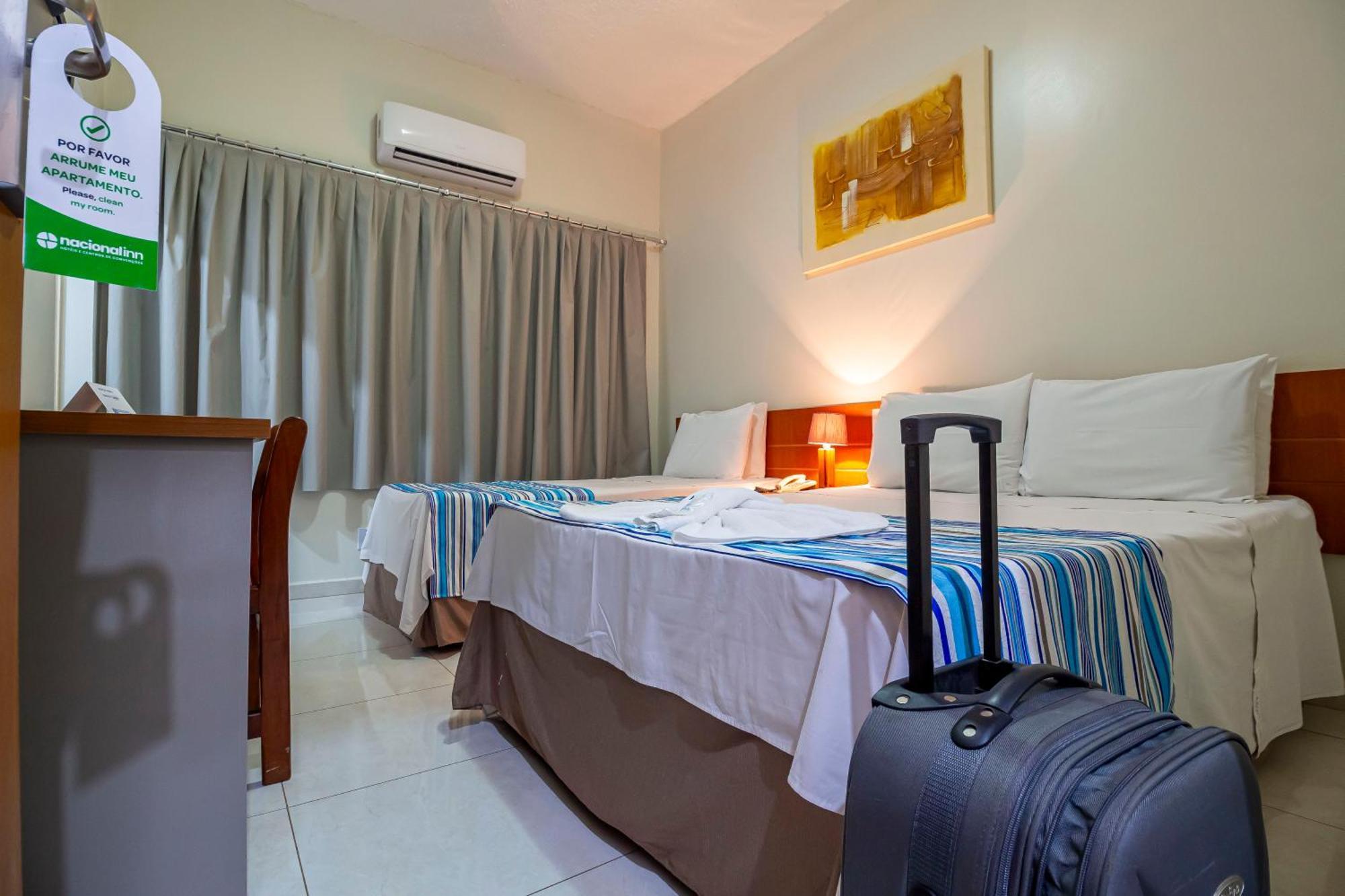 Hotel Dan Inn Barretos By Nacional Inn Екстер'єр фото