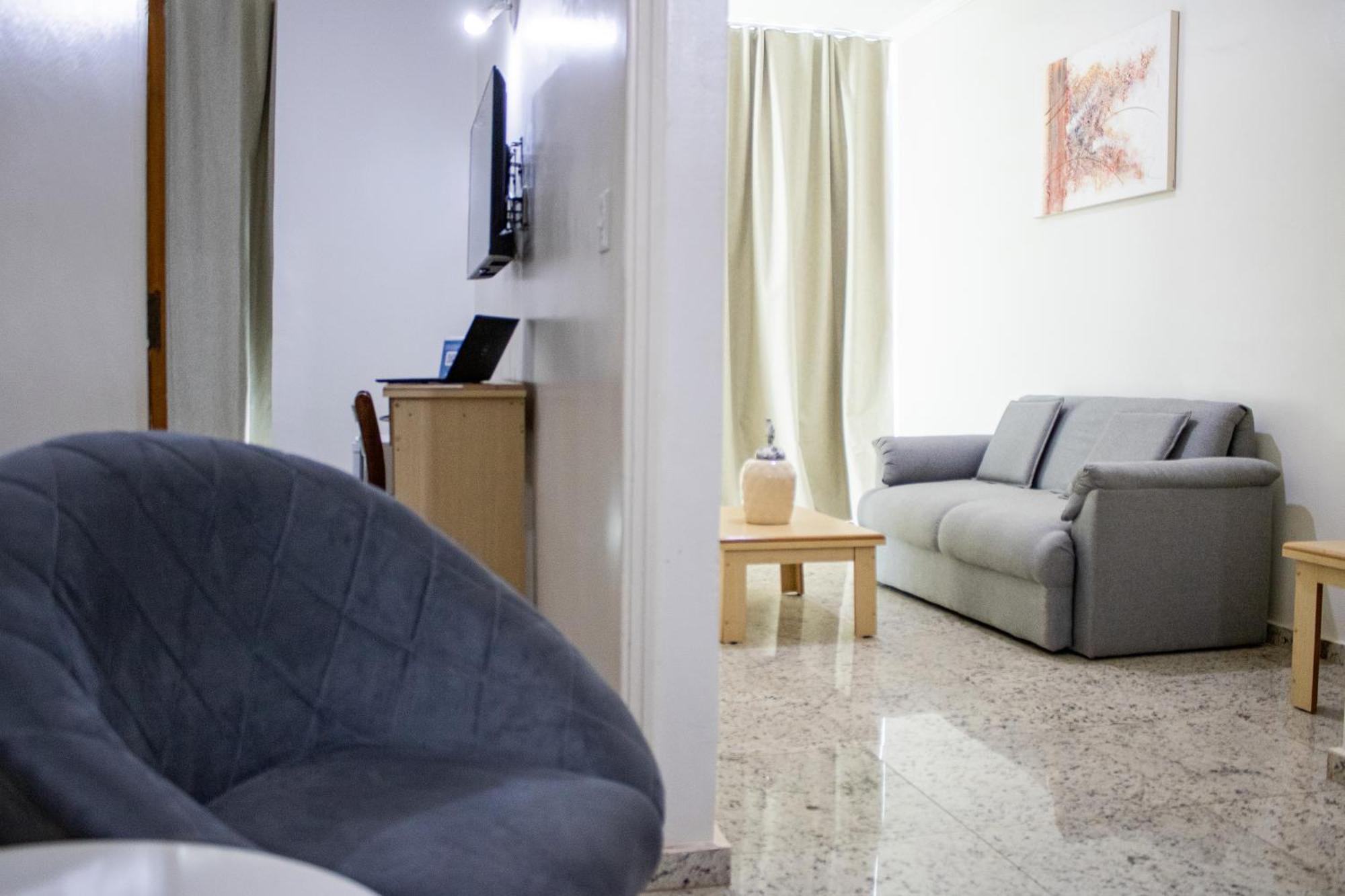 Hotel Dan Inn Barretos By Nacional Inn Екстер'єр фото